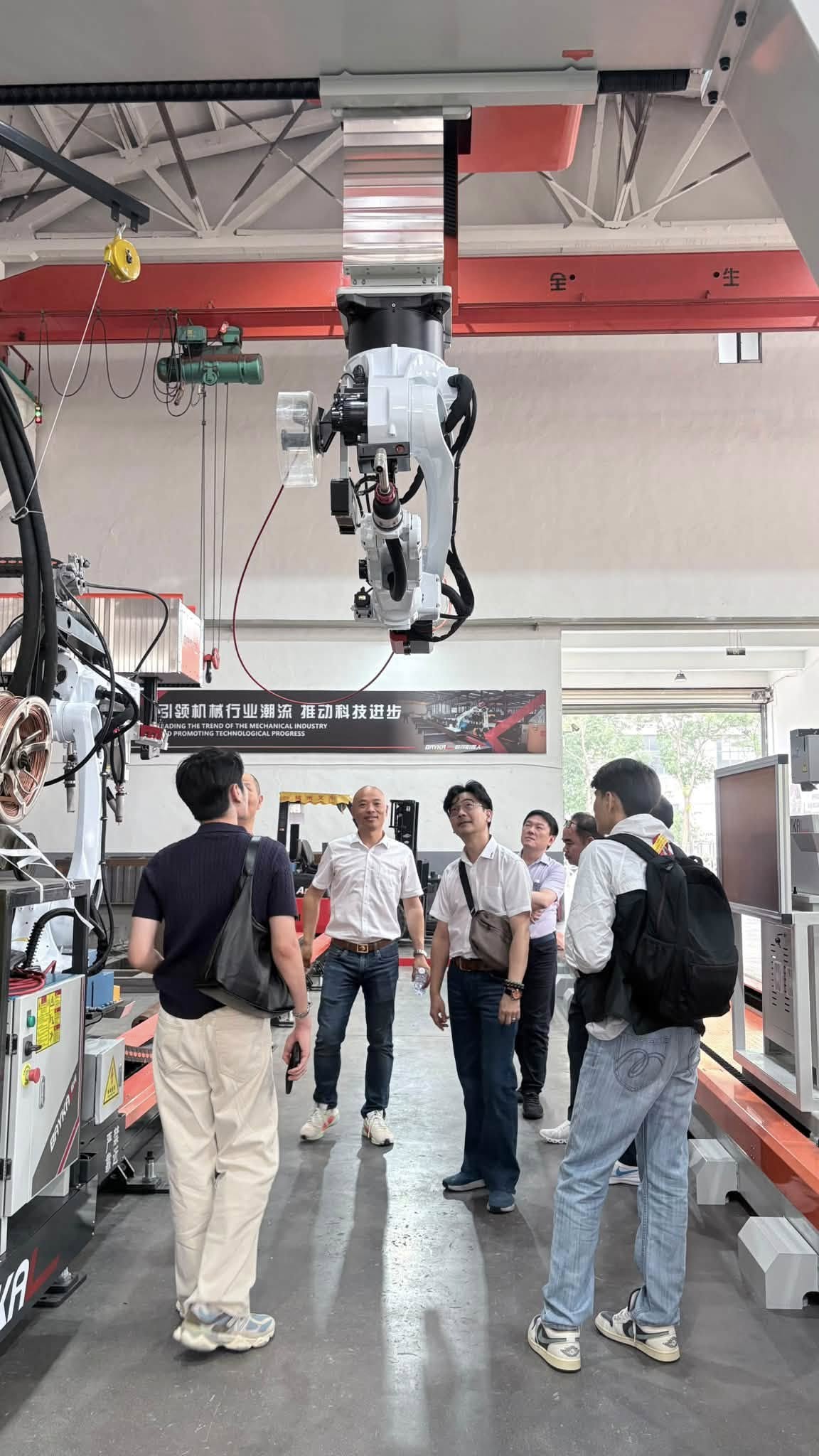 คณะผู้ประกอบการไทยเยี่ยมชมโรงงาน Baykal Robotics ณ เมือง Wuxi ประเทศจีน
